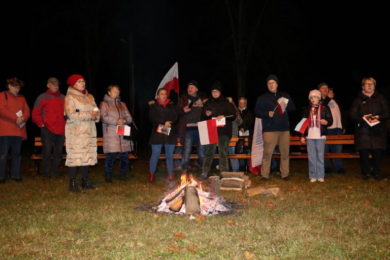 Wieczór pieśni patriotycznych